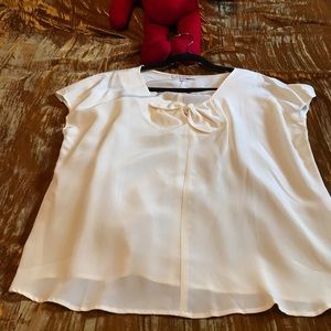 Amour Vert Ivory White Silk Cap Sleeve Blouse New W/O Tags Never Worn Size L